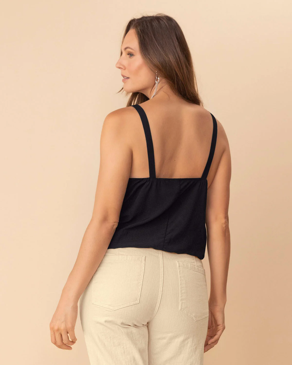 Blusa de tiras con escote en V y detalle de guipur - Image 6