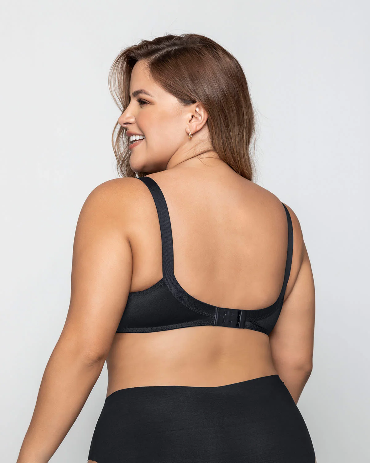 Brasier clásico sin arco con copas en encaje - Image 13