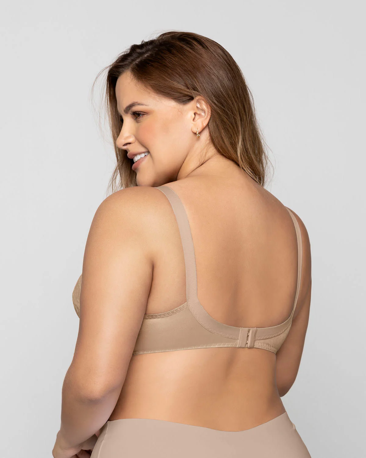 Brasier clásico sin arco con copas en encaje - Image 6