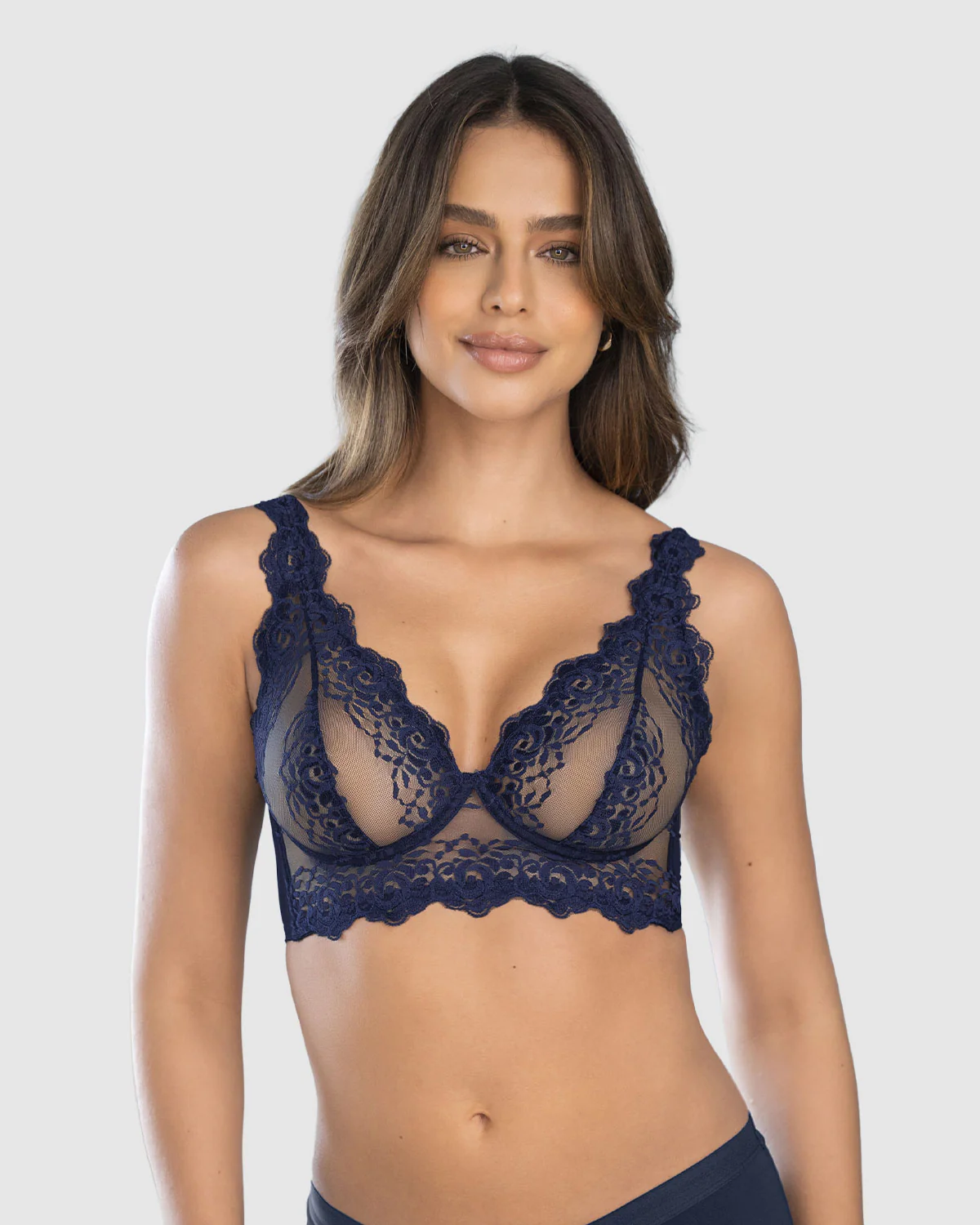 Brasier tipo bralette en encaje y transparencias - Image 17