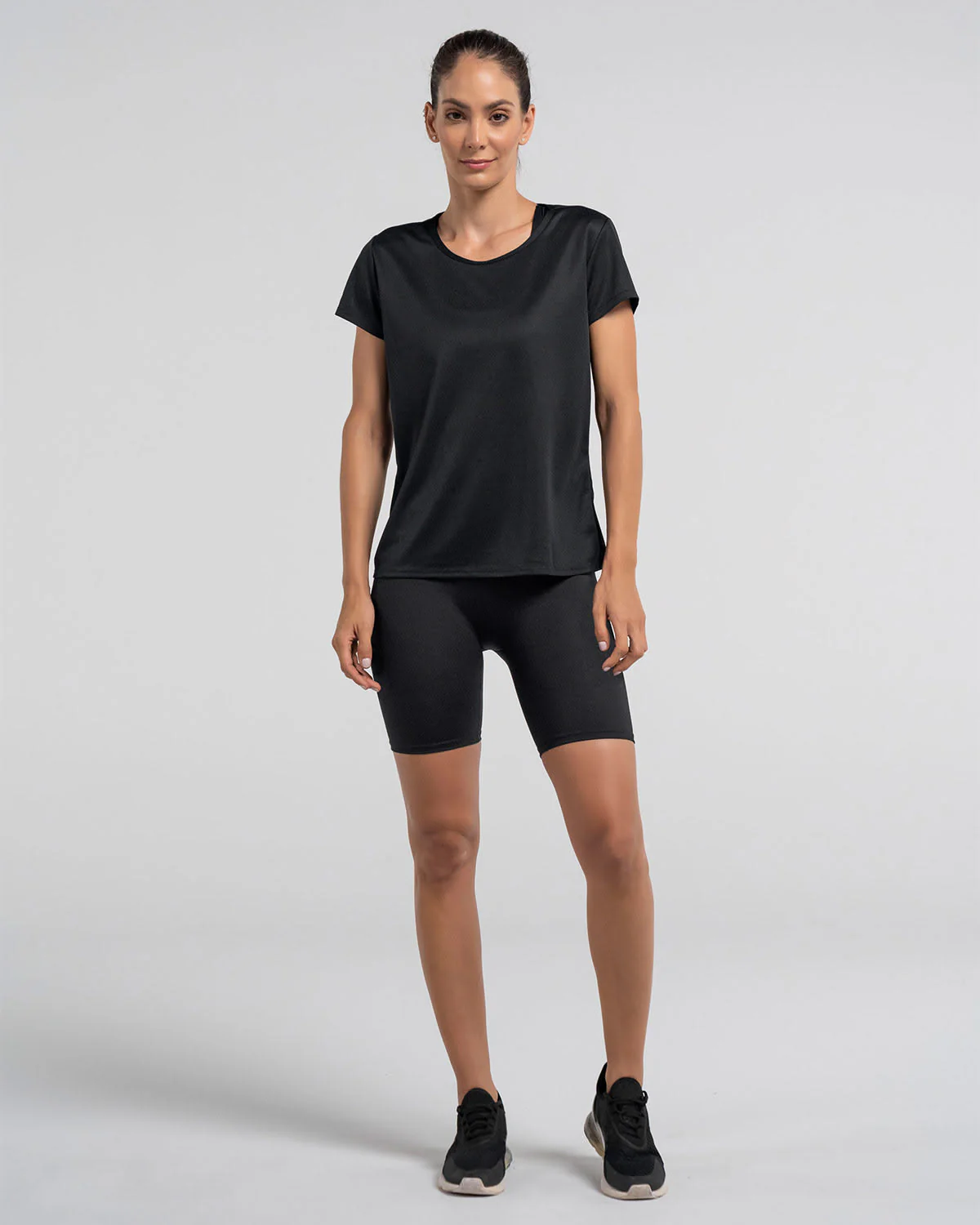 Camiseta deportiva de secado rápido y silueta semiajustada - Image 10