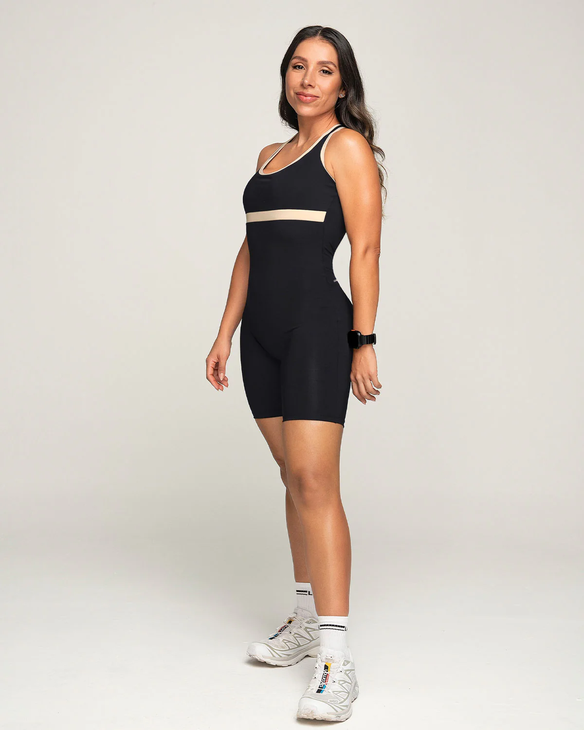 Enterizo corto deportivo control suave de abdomen - Image 10