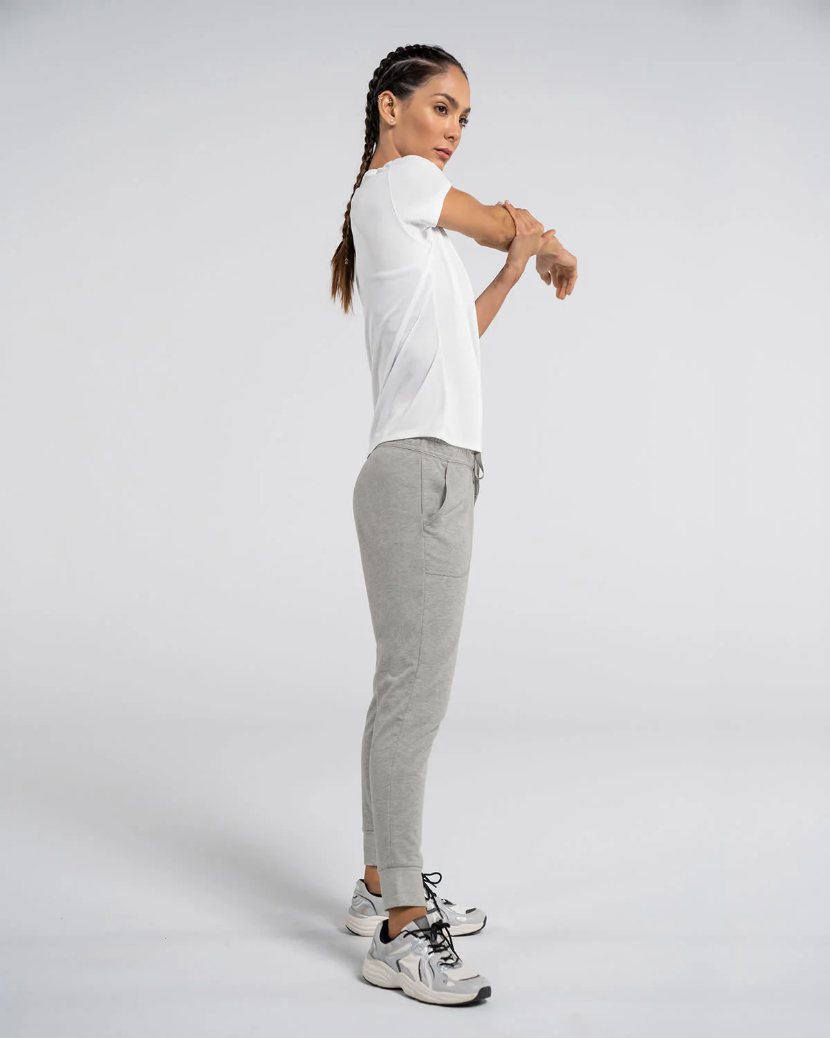 Jogger deportivo de silueta amplia con bolsillos - Image 17