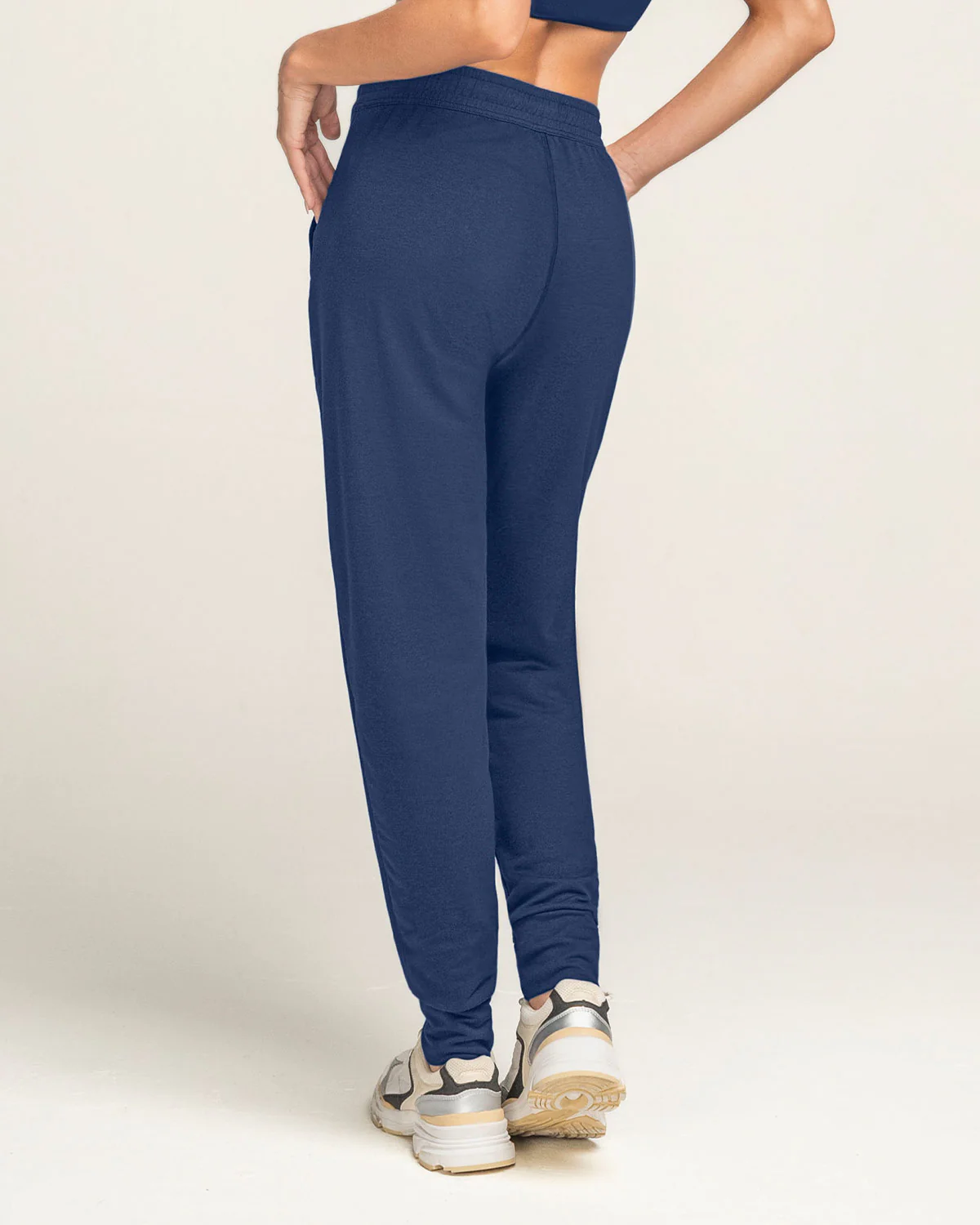 Jogger deportivo de silueta amplia con bolsillos - Image 8