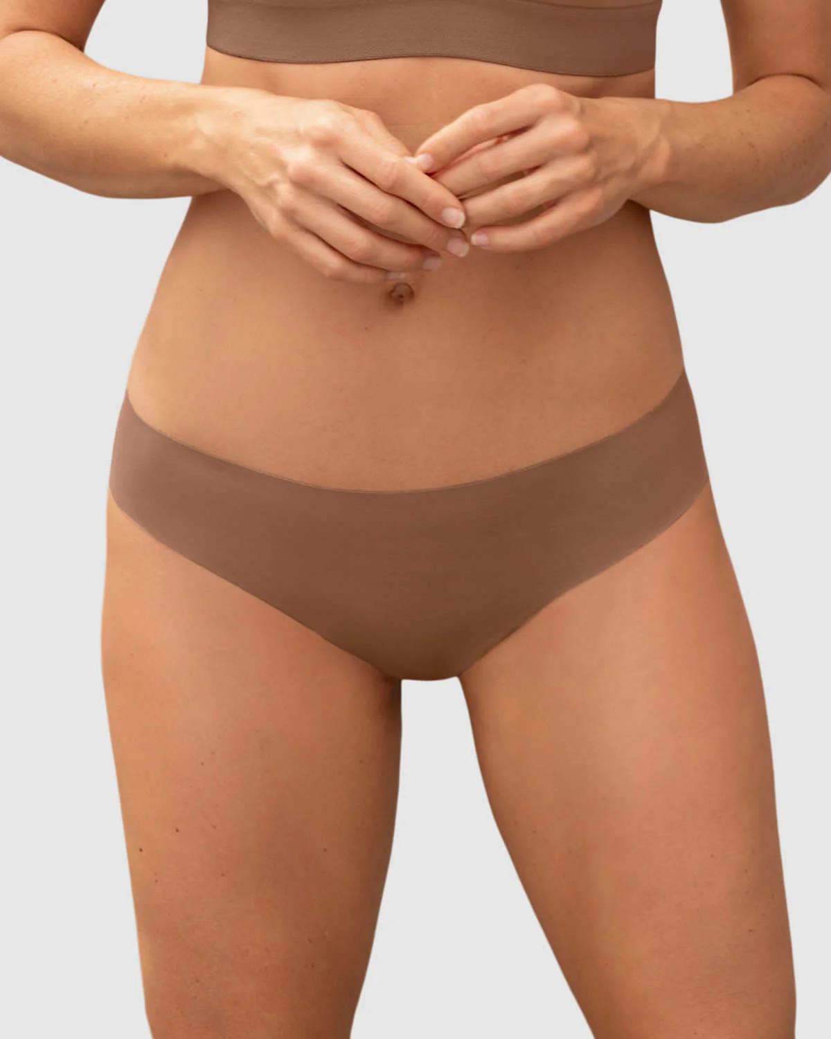 Panty brasilera invisible ultraplano sin elásticos y de pocas costuras - Image 6
