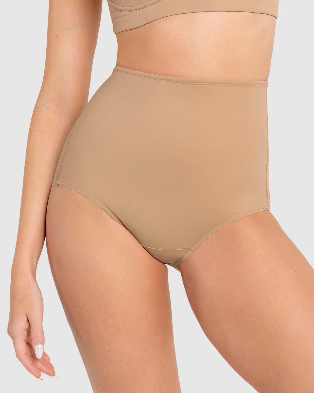 Panty clásico de control, tiro extra alto - Image 7