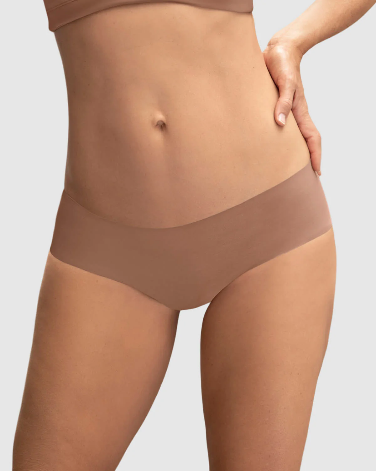 Panty hípster invisible ultraplano sin elásticos y de pocas costuras - Image 18