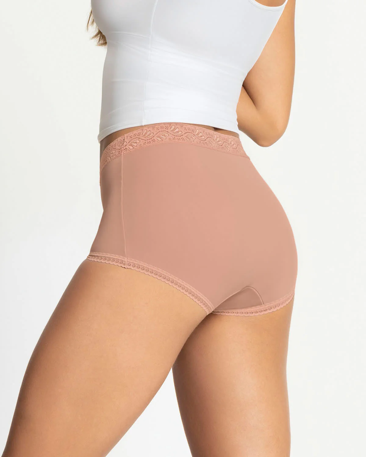 Paquete x 3 panties clásicos con toques de encaje - Image 8