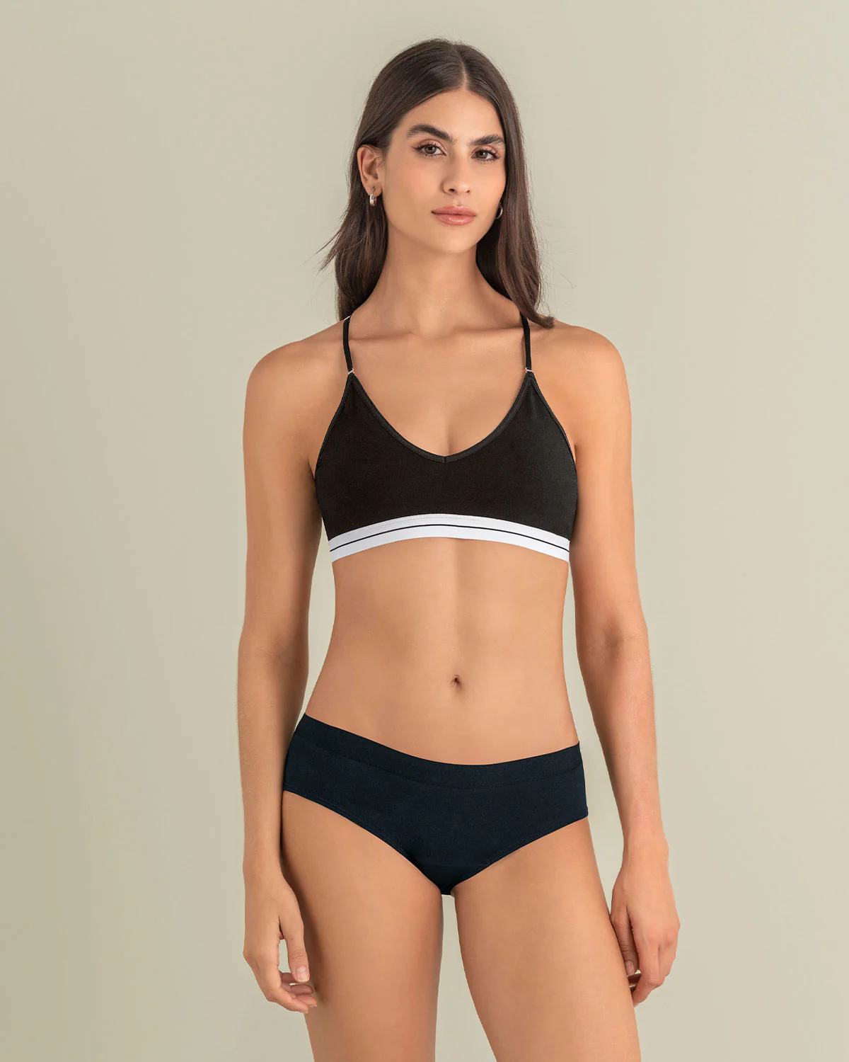 Top en algodón ultracómodo con cargaderas graduables - Image 7